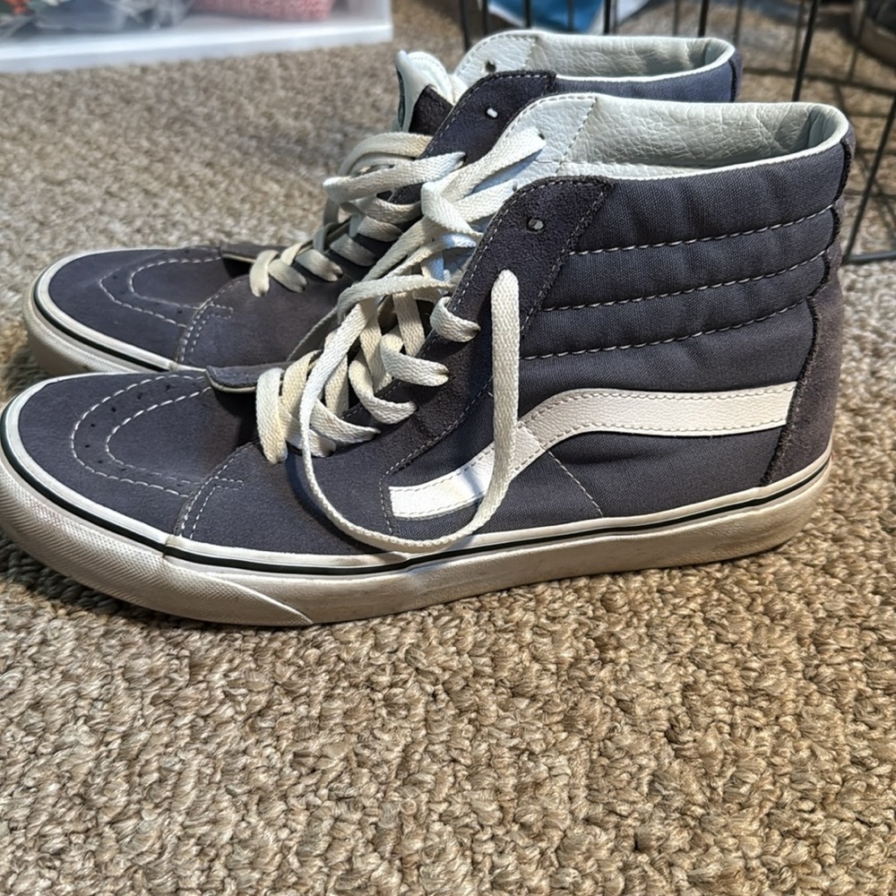 Vans High-Top Sneakers in Black and White - Picture 3 of 6